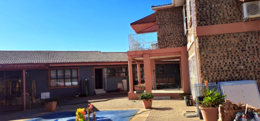 12 Bedroom Property for Sale in Fauna Free State